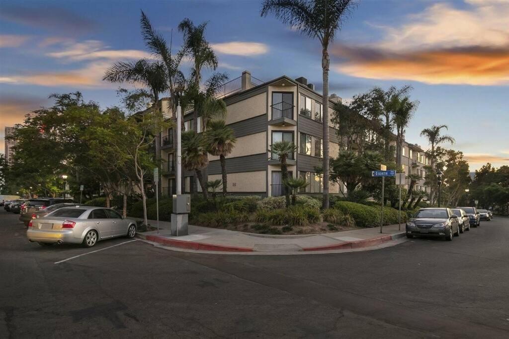 Chic Condo Steps From Petco Park San Diego Exterior foto